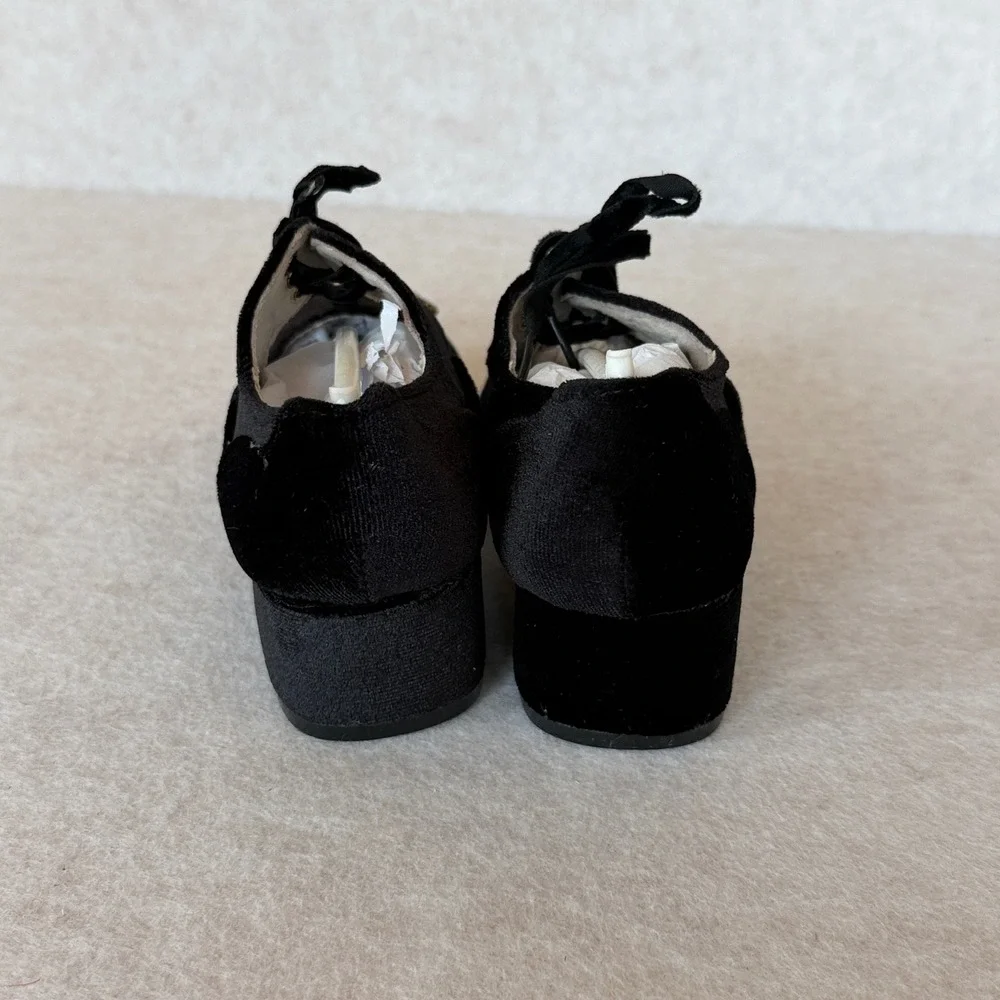 Joyfolie Tribeca Black Velvet Crystal Embellished Block Heels Kids Size 11 NEW